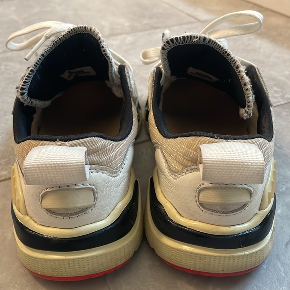 Brand black shoes - Picture 4 of 7